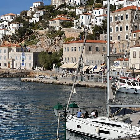 In Hydra Διαμέρισμα Εξωτερικό φωτογραφία