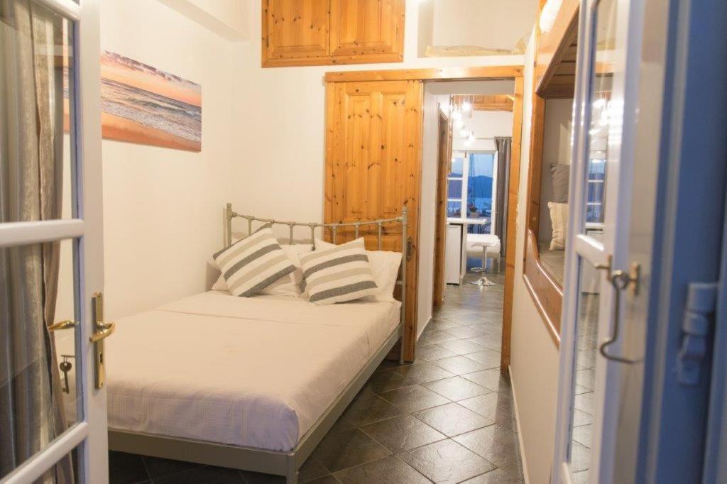 In Hydra Διαμέρισμα Εξωτερικό φωτογραφία